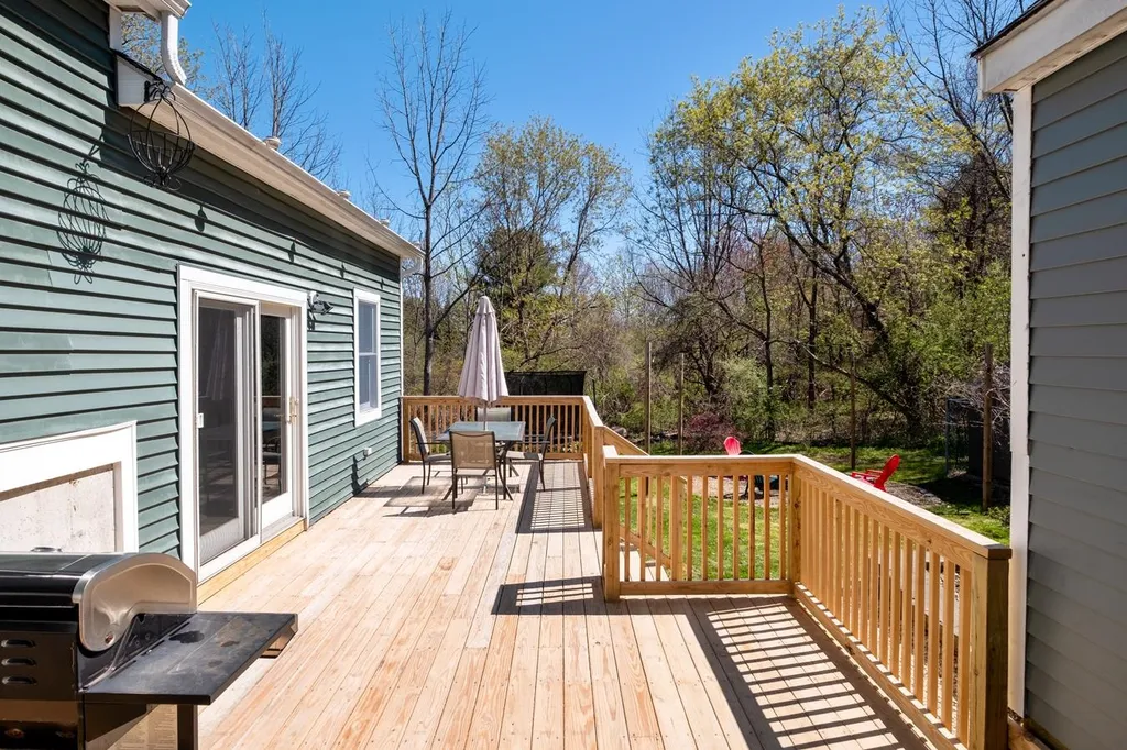 49 Applevale Drive Dover NH 03820