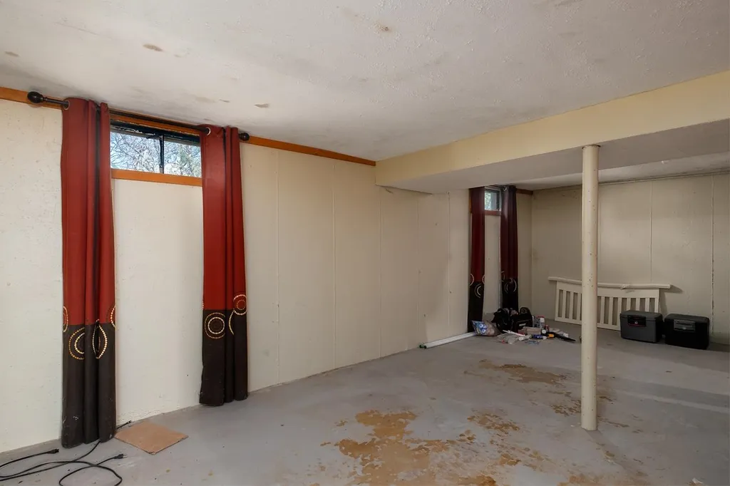 49 Applevale Drive Dover NH 03820