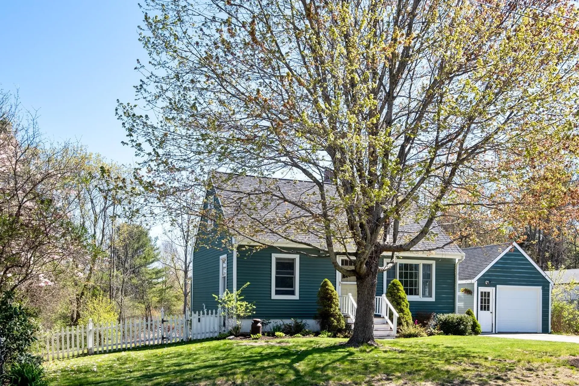 49 Applevale Drive Dover NH 03820