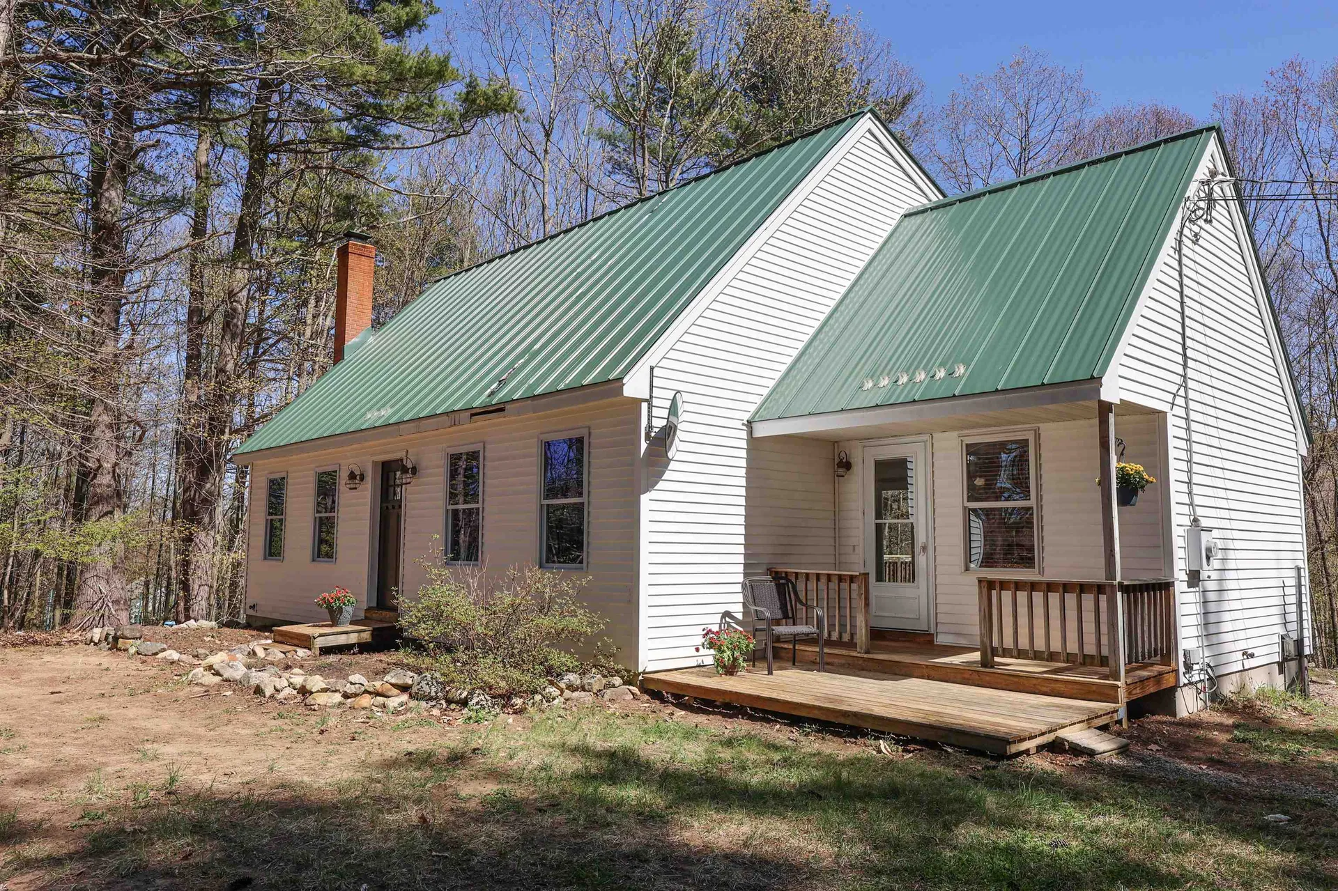 18 Mccurdy Road New Boston NH 03070