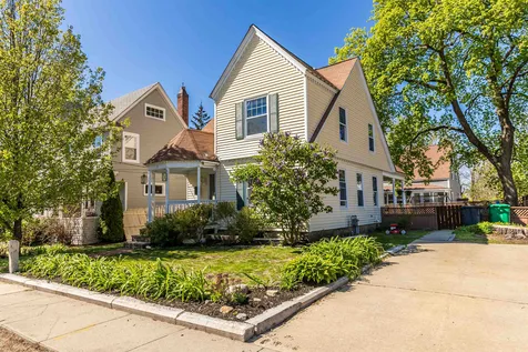 3 Stevens Street Nashua NH 03060