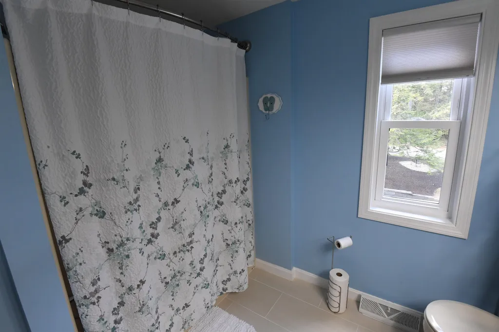 153 Coffin Road Epping NH 03042