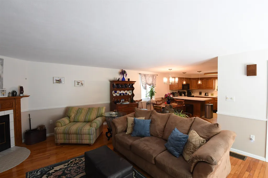 153 Coffin Road Epping NH 03042