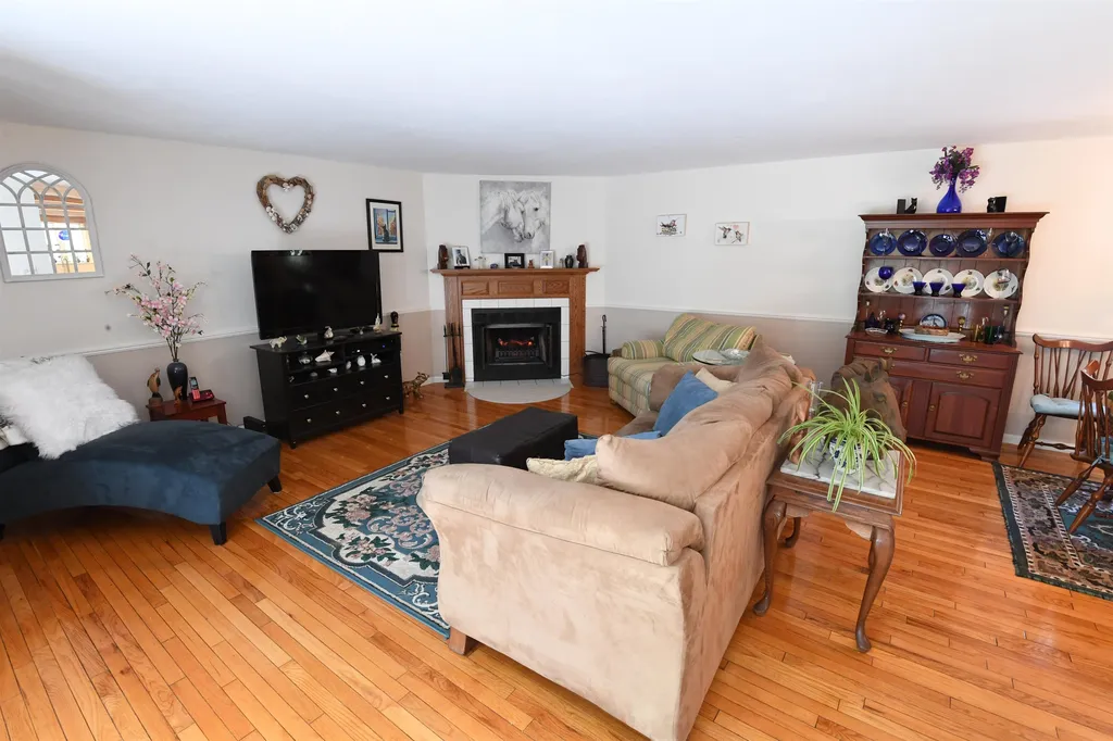 153 Coffin Road Epping NH 03042