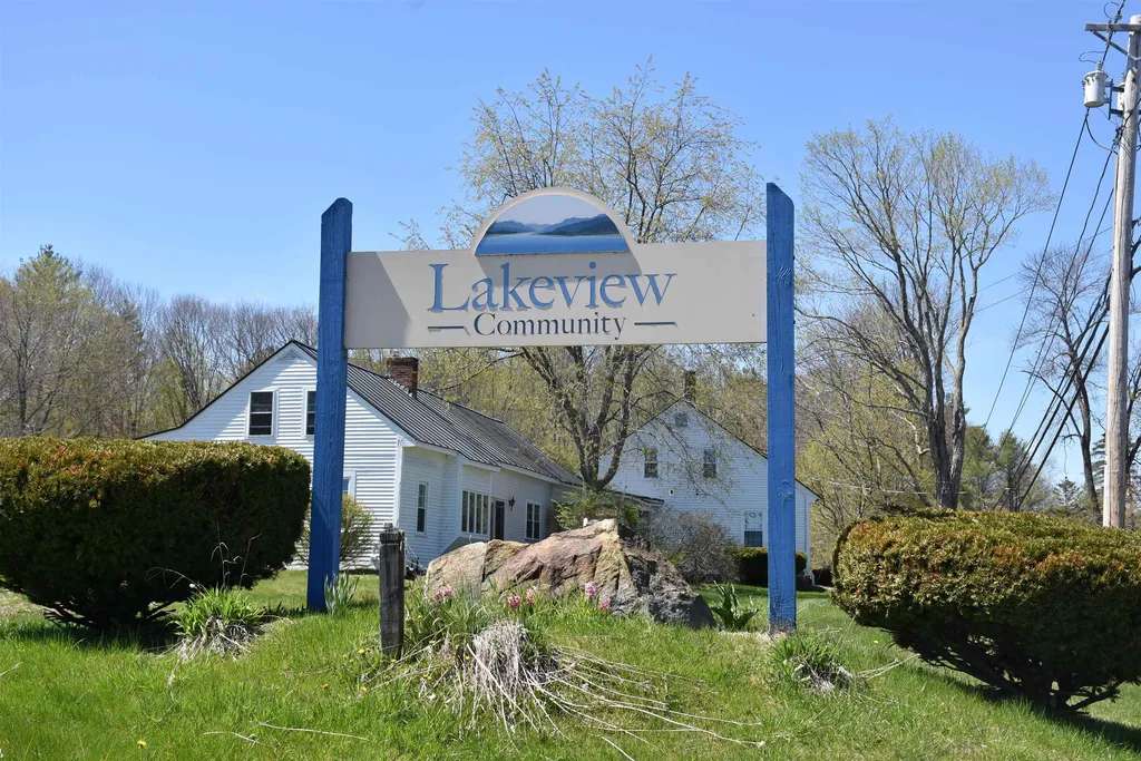 13 Rocky Hill Way Enfield NH 03748
