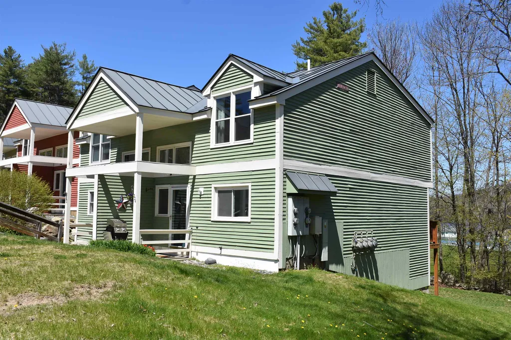 13 Rocky Hill Way Enfield NH 03748