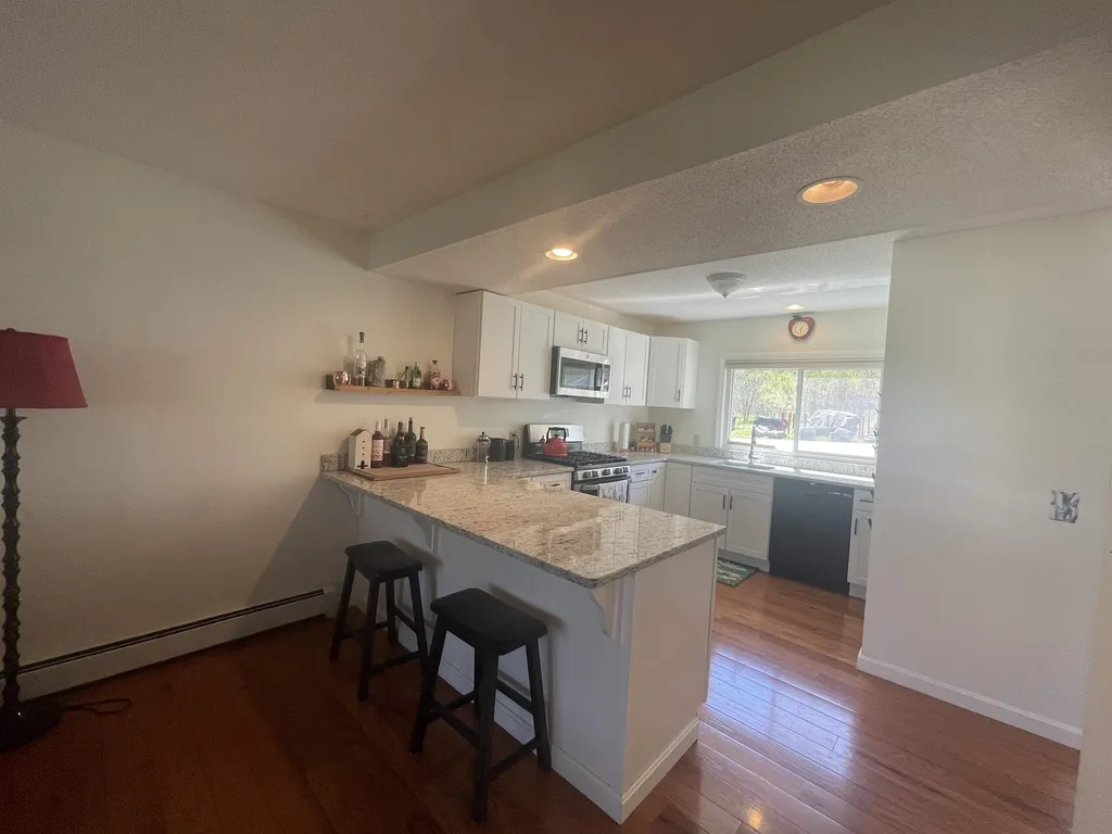 13 Rocky Hill Way Enfield NH 03748