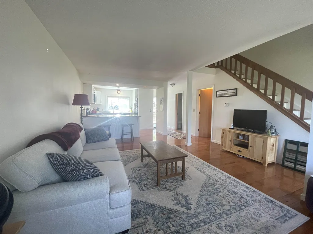 13 Rocky Hill Way Enfield NH 03748