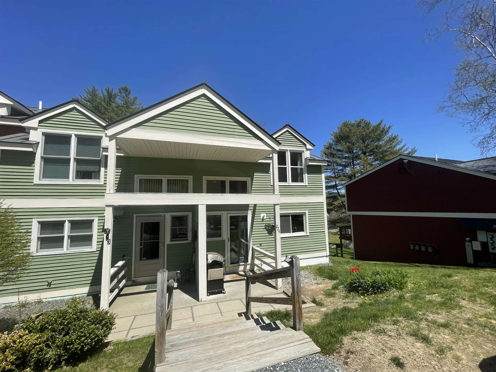 13 Rocky Hill Way Enfield NH 03748