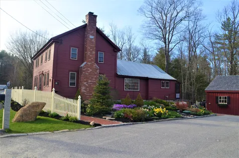 38 Water Street Bradford NH 03221