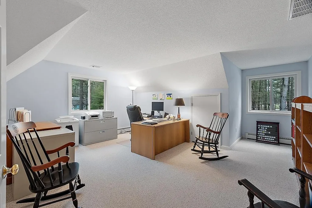 2 Sparrow Court Litchfield NH 03052