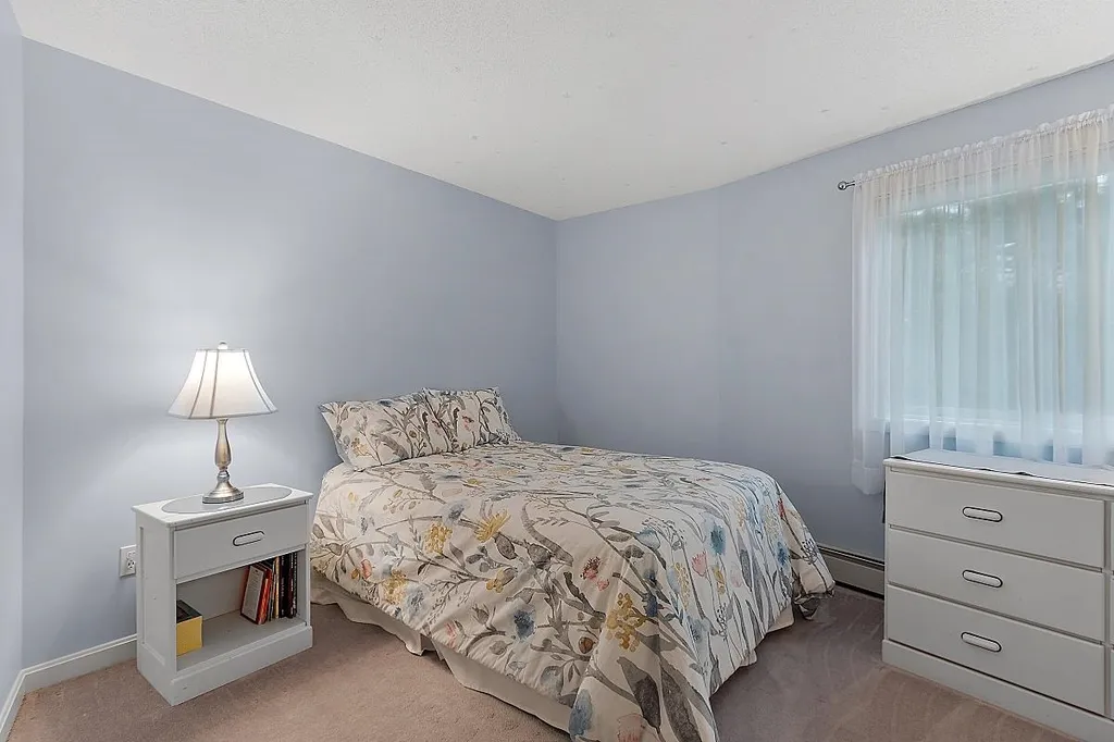 2 Sparrow Court Litchfield NH 03052