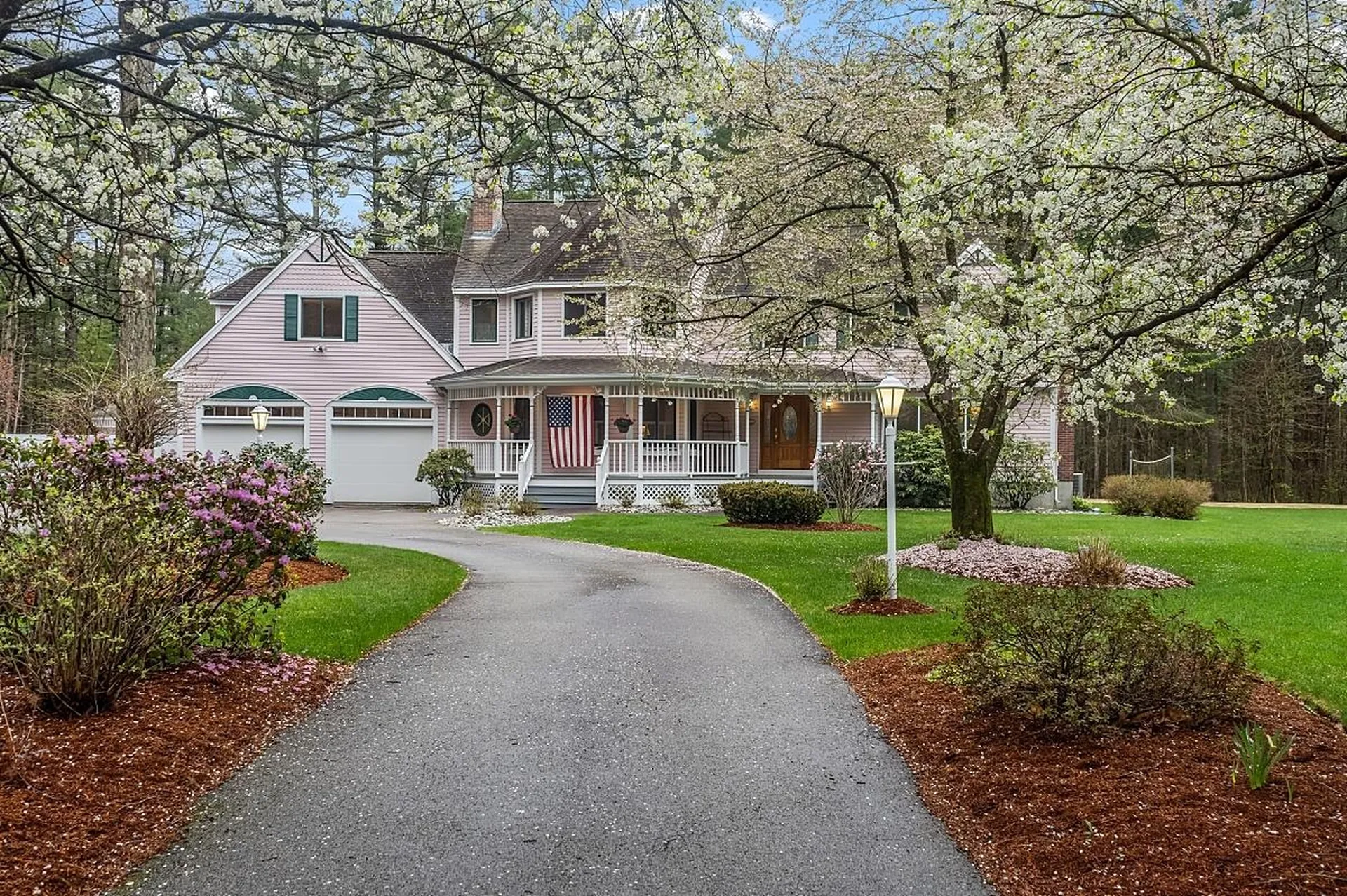 2 Sparrow Court Litchfield NH 03052
