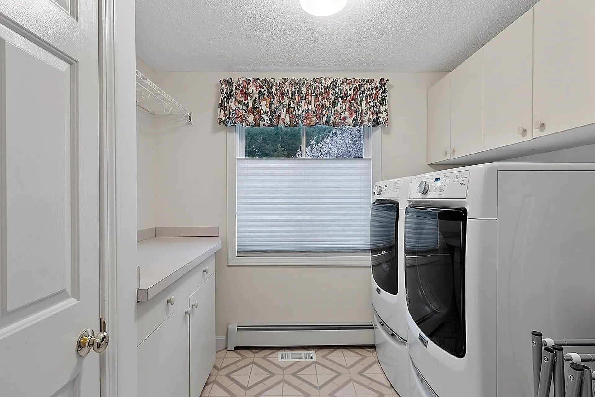 2 Sparrow Court Litchfield NH 03052