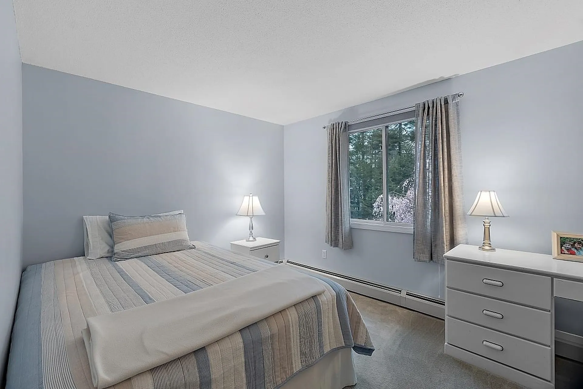 2 Sparrow Court Litchfield NH 03052