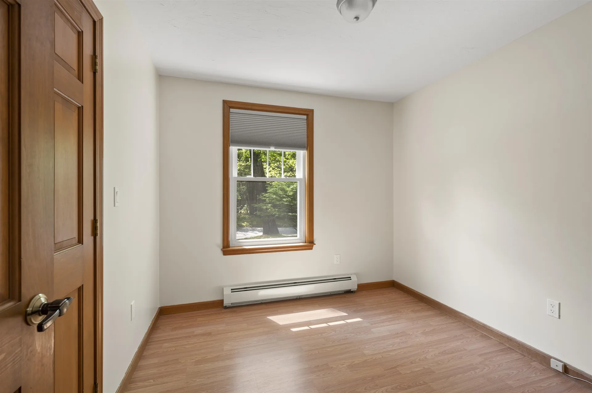 11 Penny Lane Laconia NH 03246