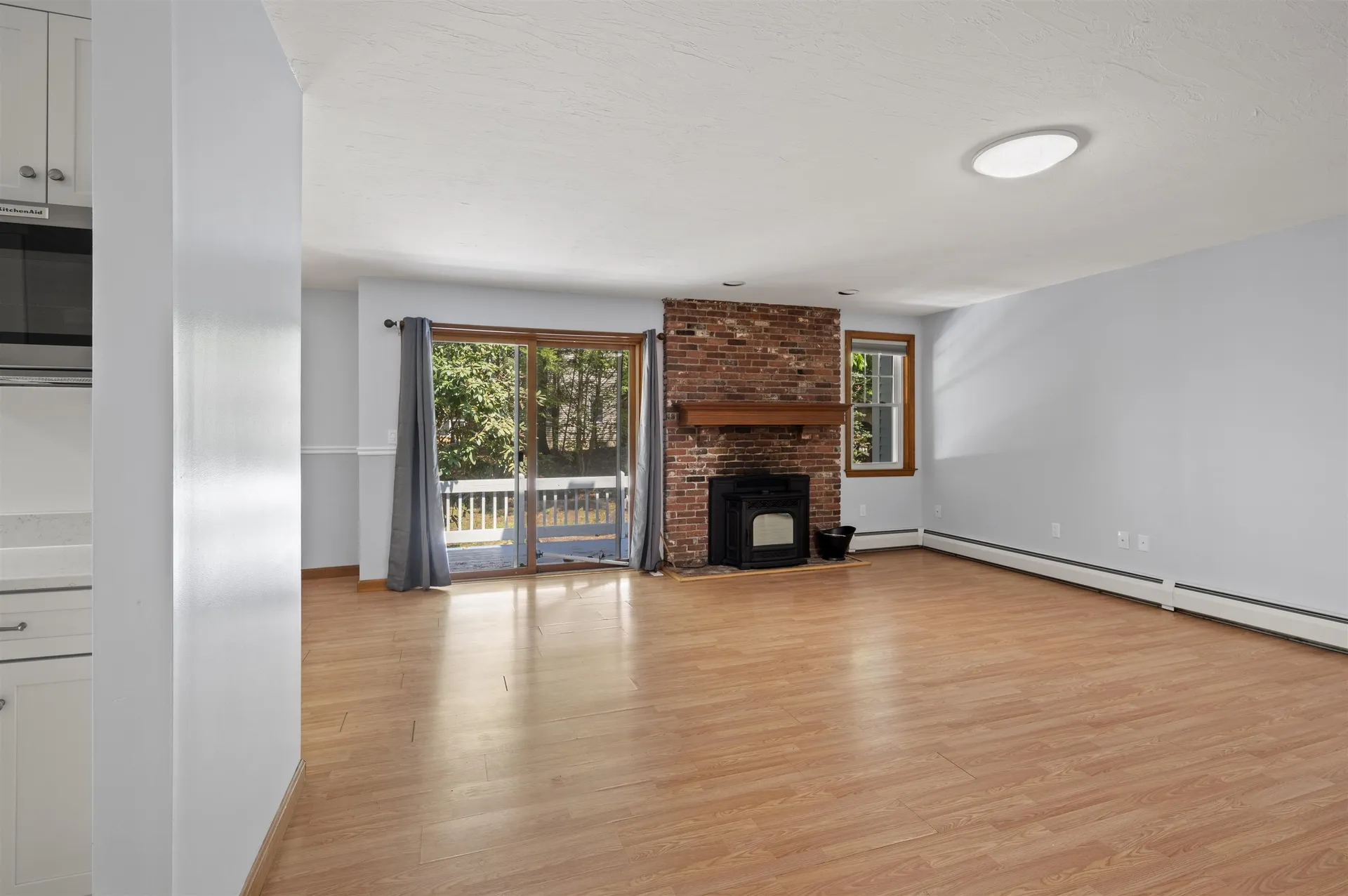 11 Penny Lane Laconia NH 03246