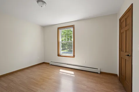11 Penny Lane Laconia NH 03246