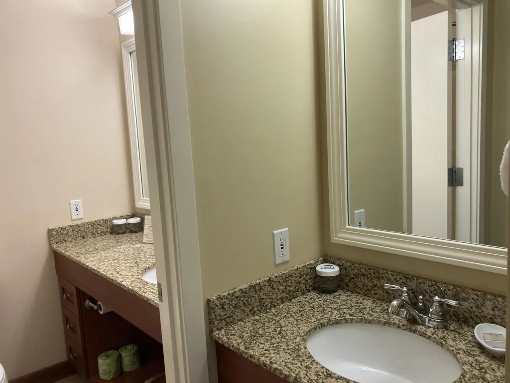 348-3 89 Grand Summit Way Dover VT 05356