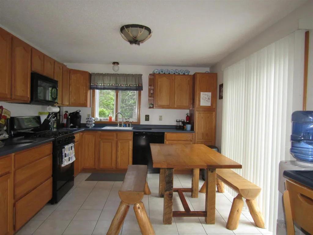 113 Pine Grove Errol NH 03579