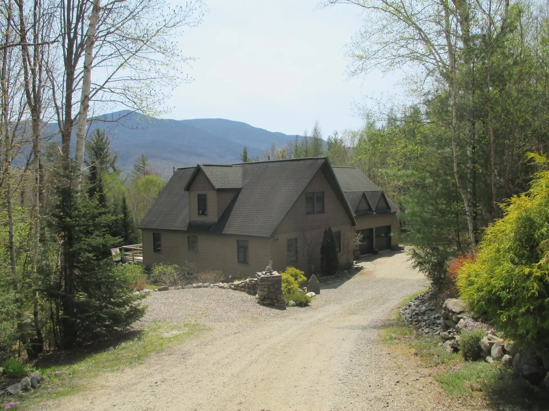 105 Valley View Road Easton NH 03580