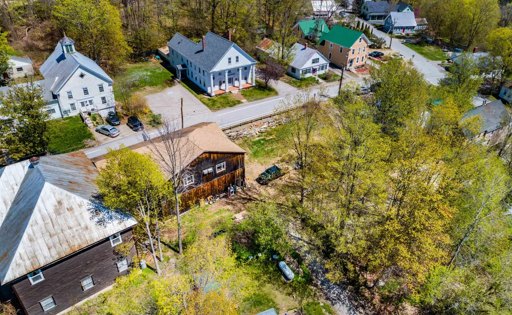40 Spring Street Bristol NH 03222