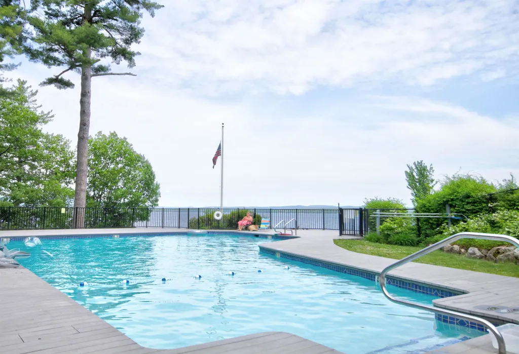 2696 Lake Shore Road Gilford NH 03249