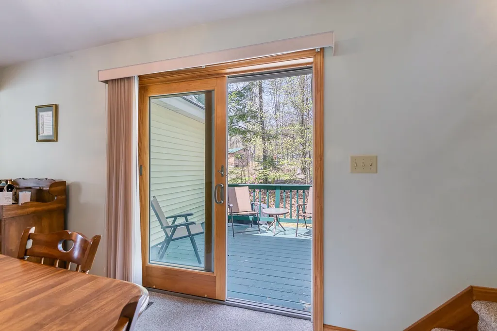 16 Pine Street Newbury NH 03255