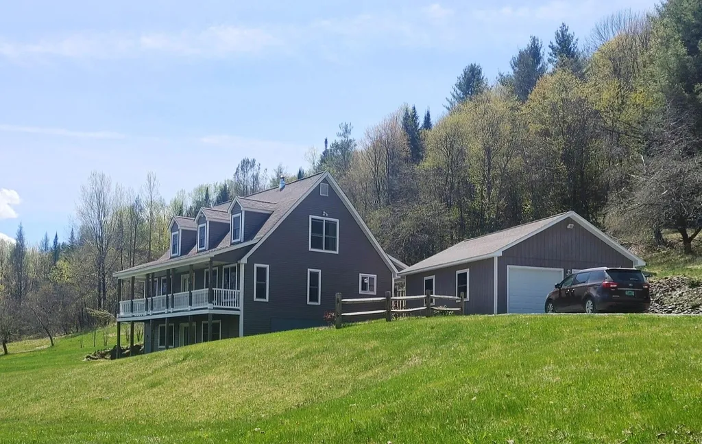 4260 E. Orange Road Corinth VT 05086