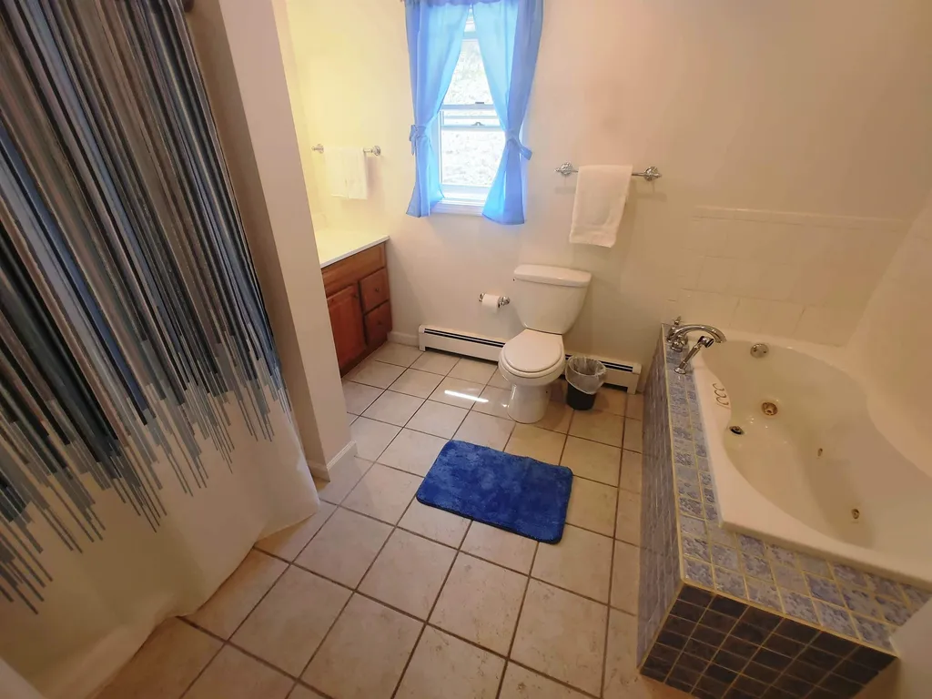 4260 E. Orange Road Corinth VT 05086
