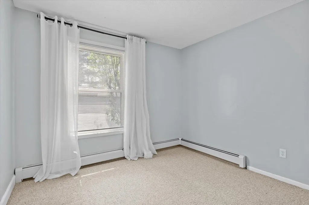 25 Bay Crest Road South Burlington VT 05403