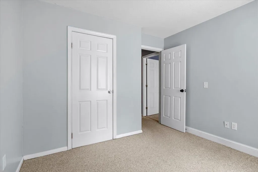 25 Bay Crest Road South Burlington VT 05403