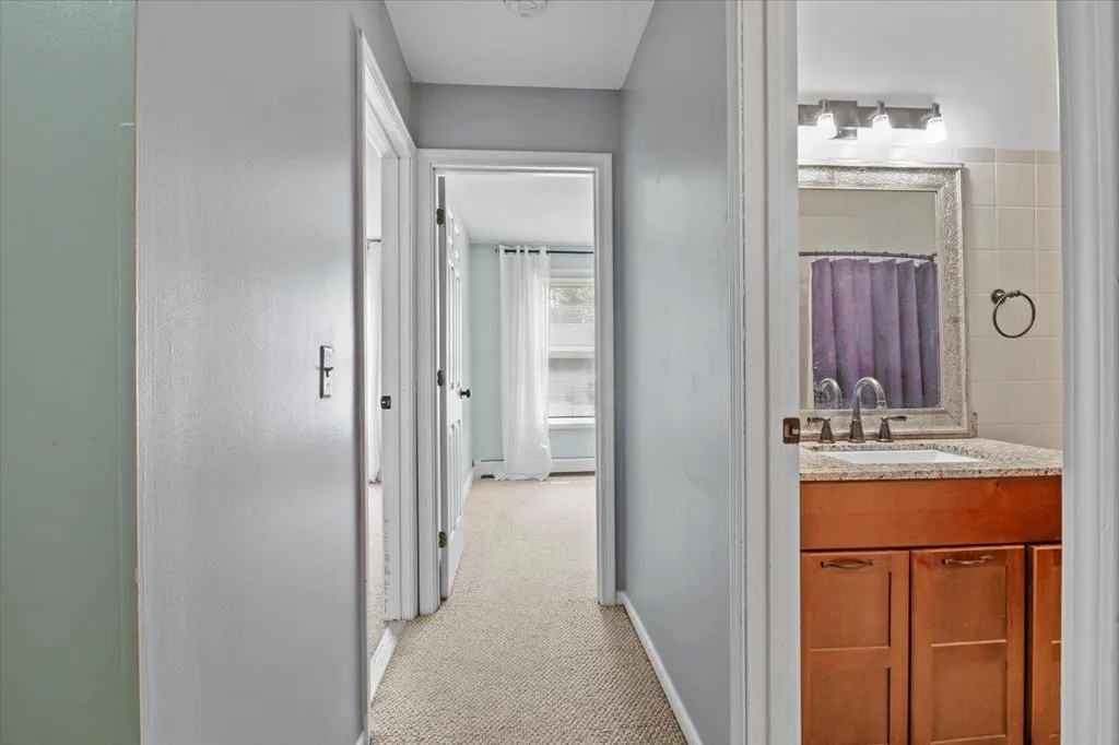 25 Bay Crest Road South Burlington VT 05403