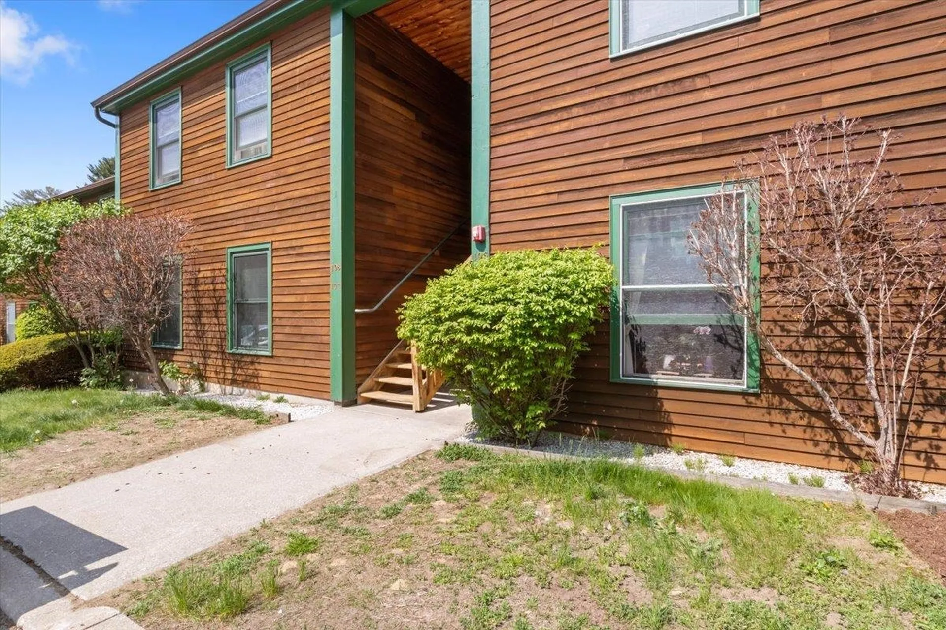 25 Bay Crest Road South Burlington VT 05403