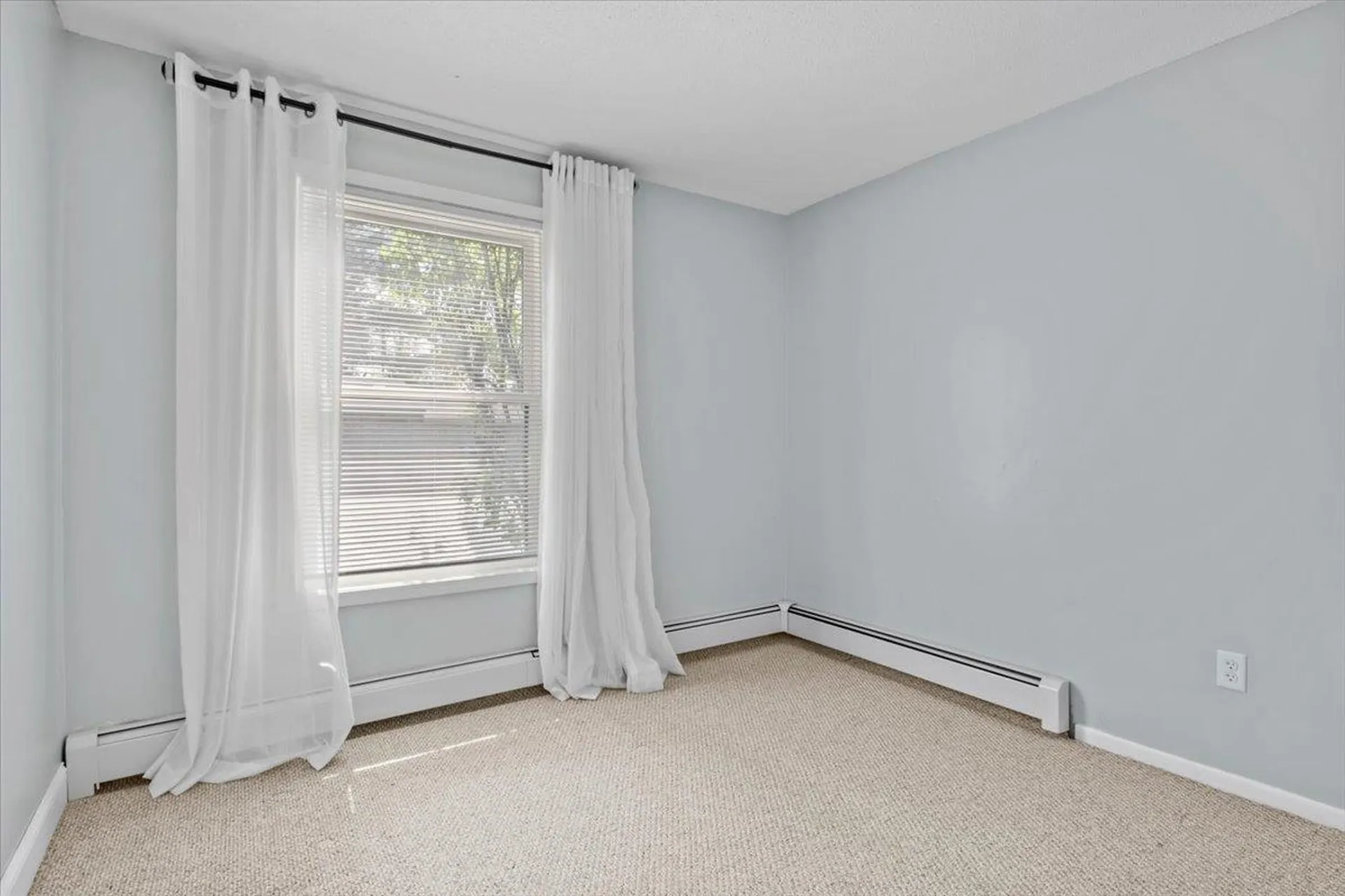 25 Bay Crest Road South Burlington VT 05403