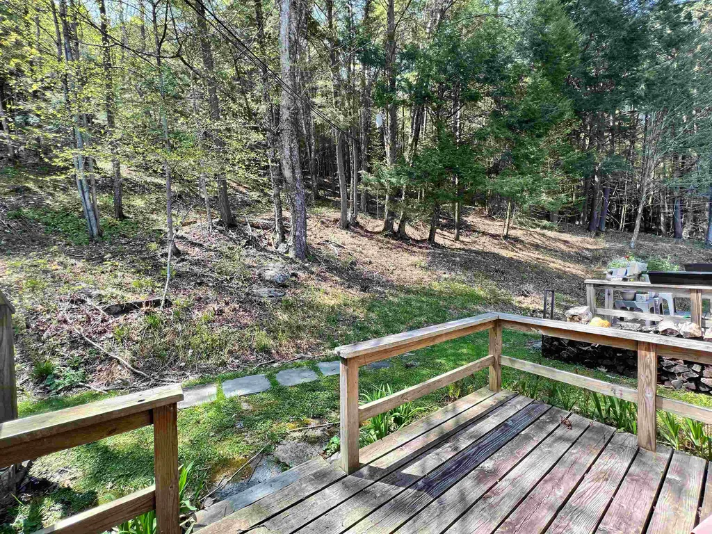 574 Willard Road Hartford VT 05059