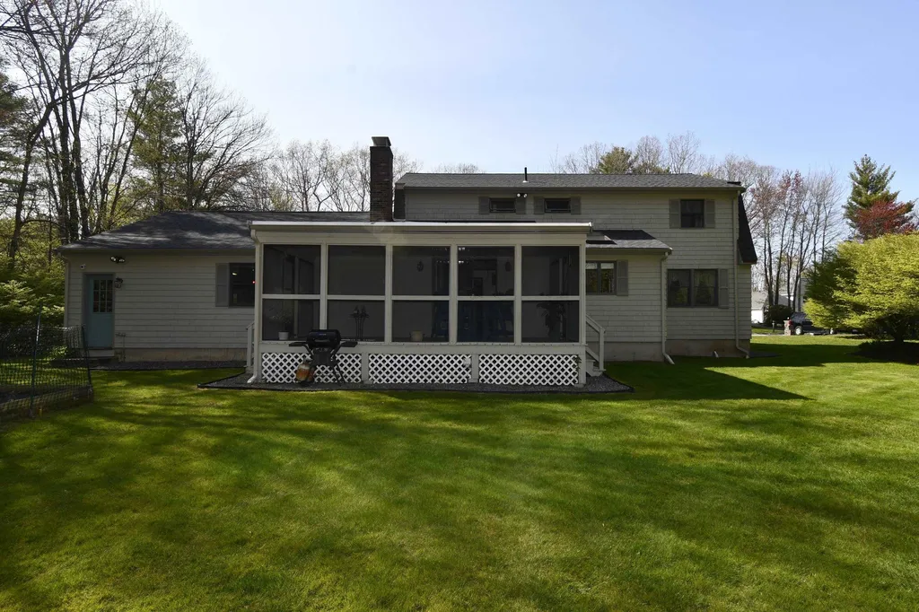 520 Fw Hartford Drive Portsmouth NH 03801