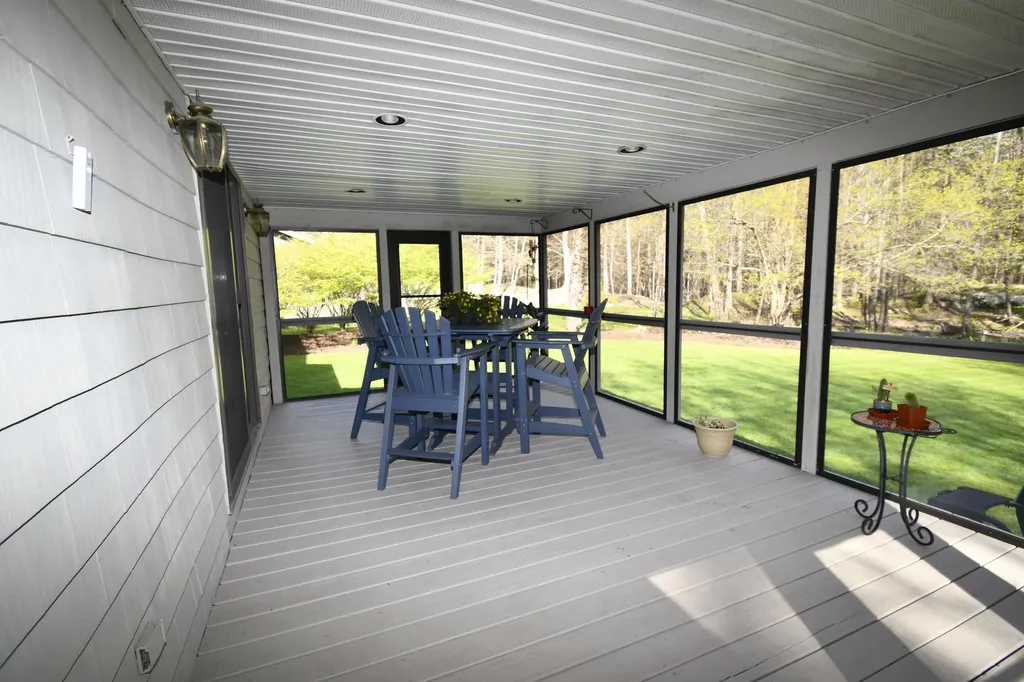 520 Fw Hartford Drive Portsmouth NH 03801