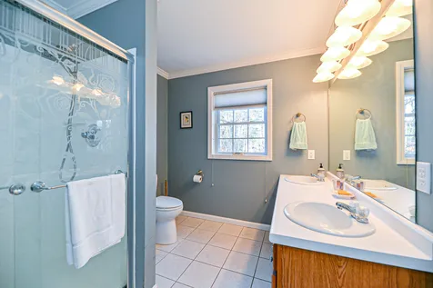 5 Patricia Lane Amherst NH 03031