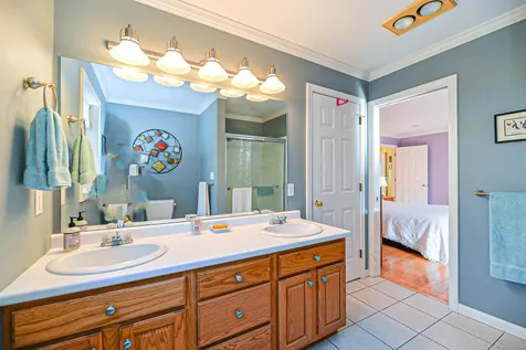 5 Patricia Lane Amherst NH 03031