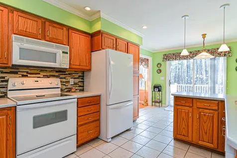 5 Patricia Lane Amherst NH 03031