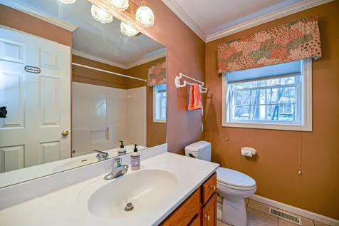 5 Patricia Lane Amherst NH 03031