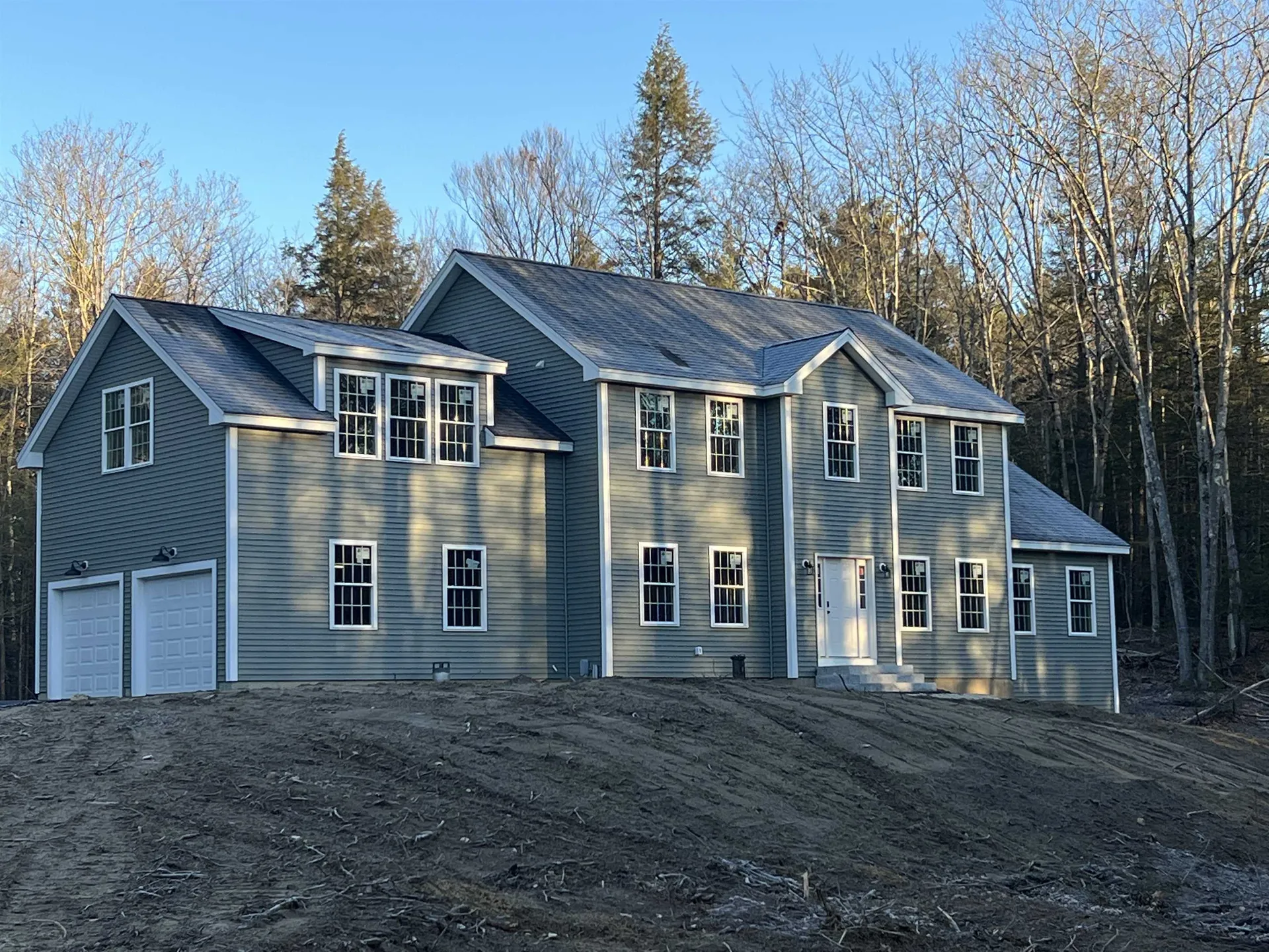 12 Dutton Circle Mont Vernon NH 03057