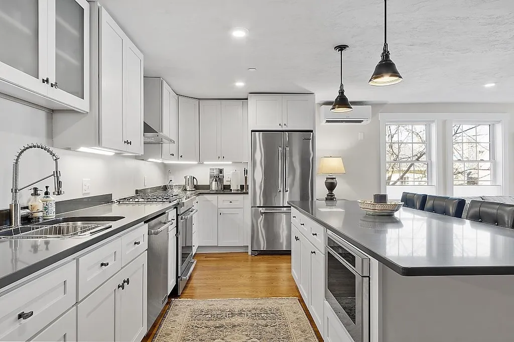 21 Brewster Street Portsmouth NH 03801