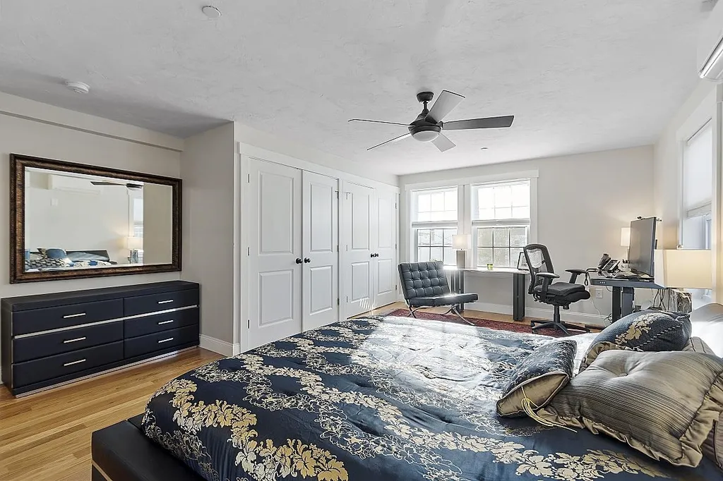 21 Brewster Street Portsmouth NH 03801