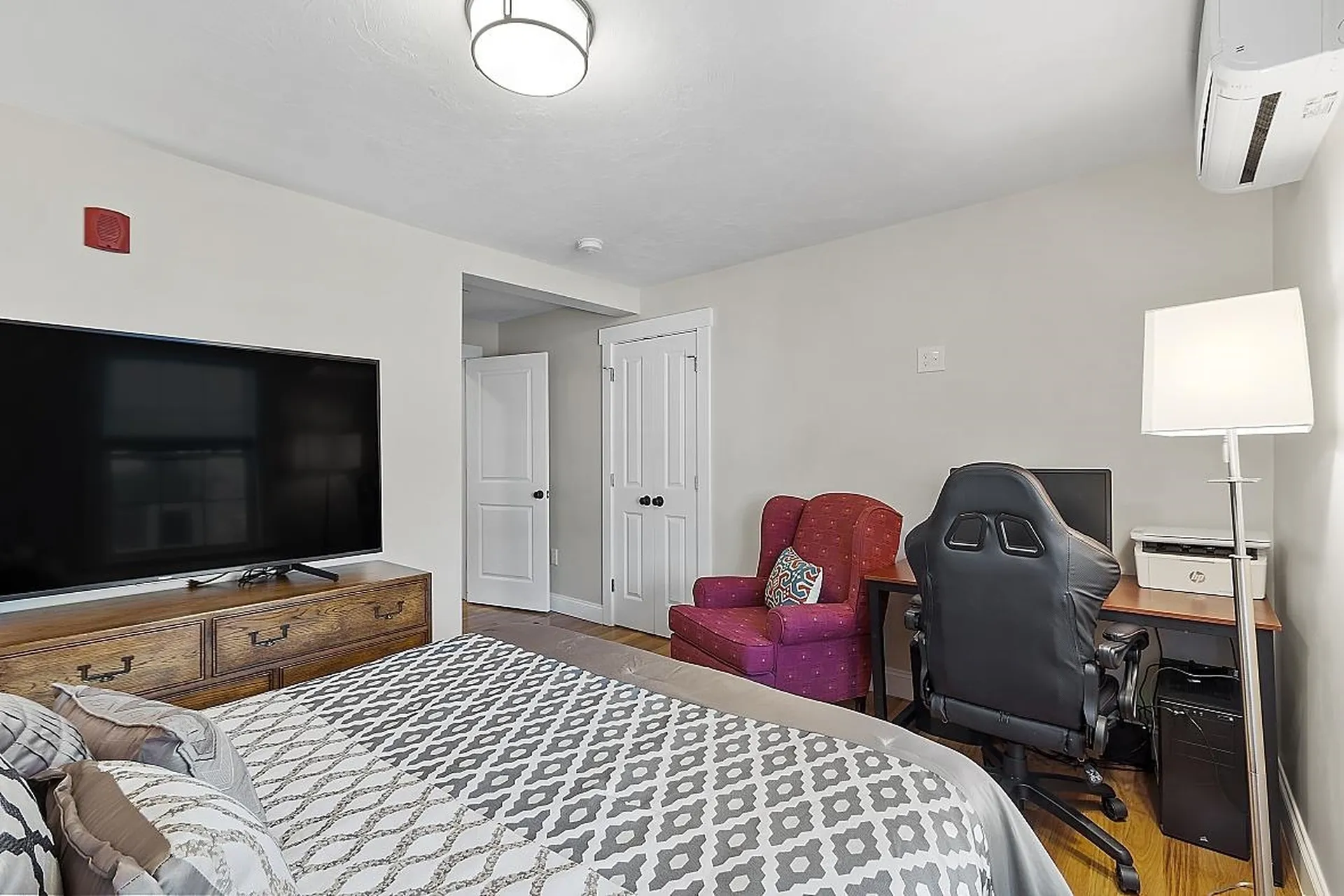 21 Brewster Street Portsmouth NH 03801