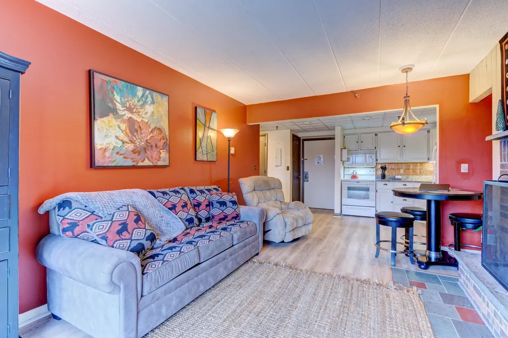 137 East Mountain Road Killington VT 05751