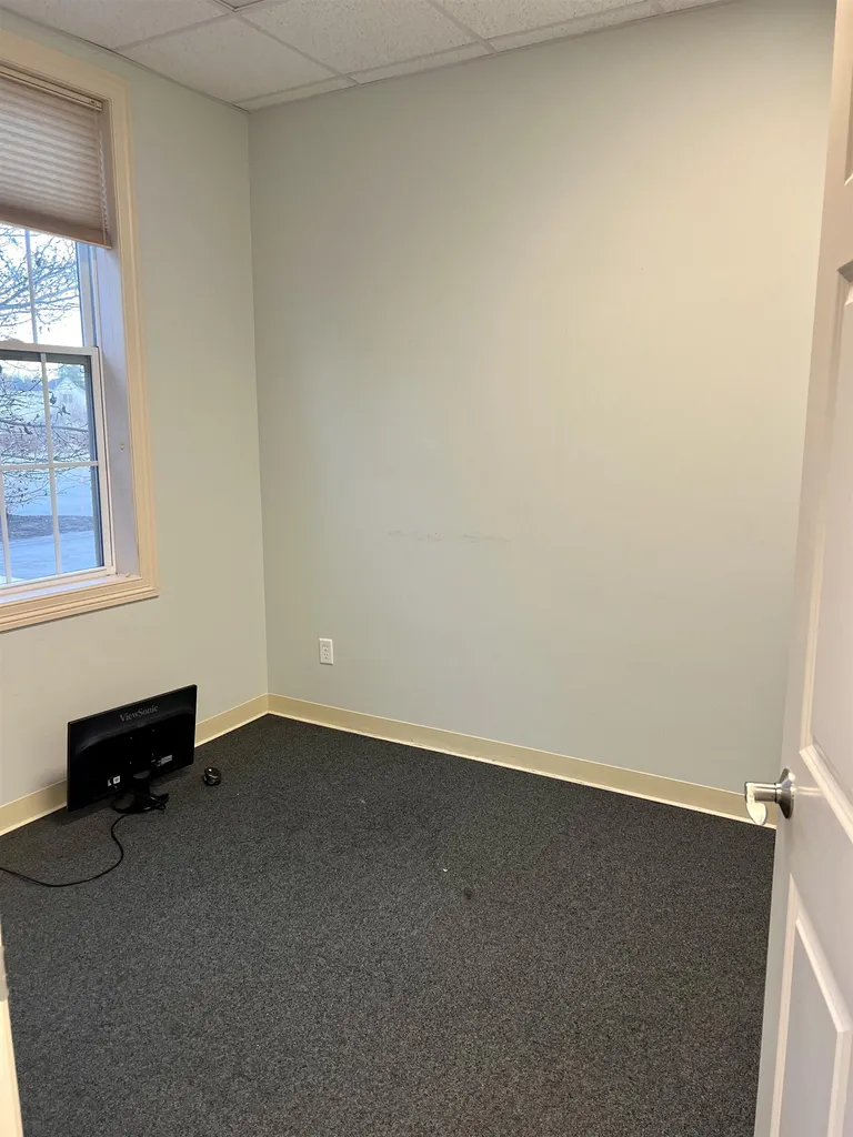 10 Market Place Drive York ME 03909-1680