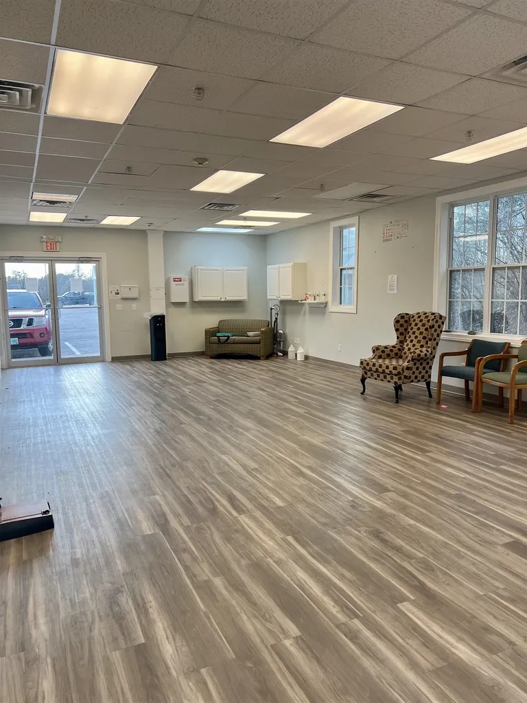 10 Market Place Drive York ME 03909-1680