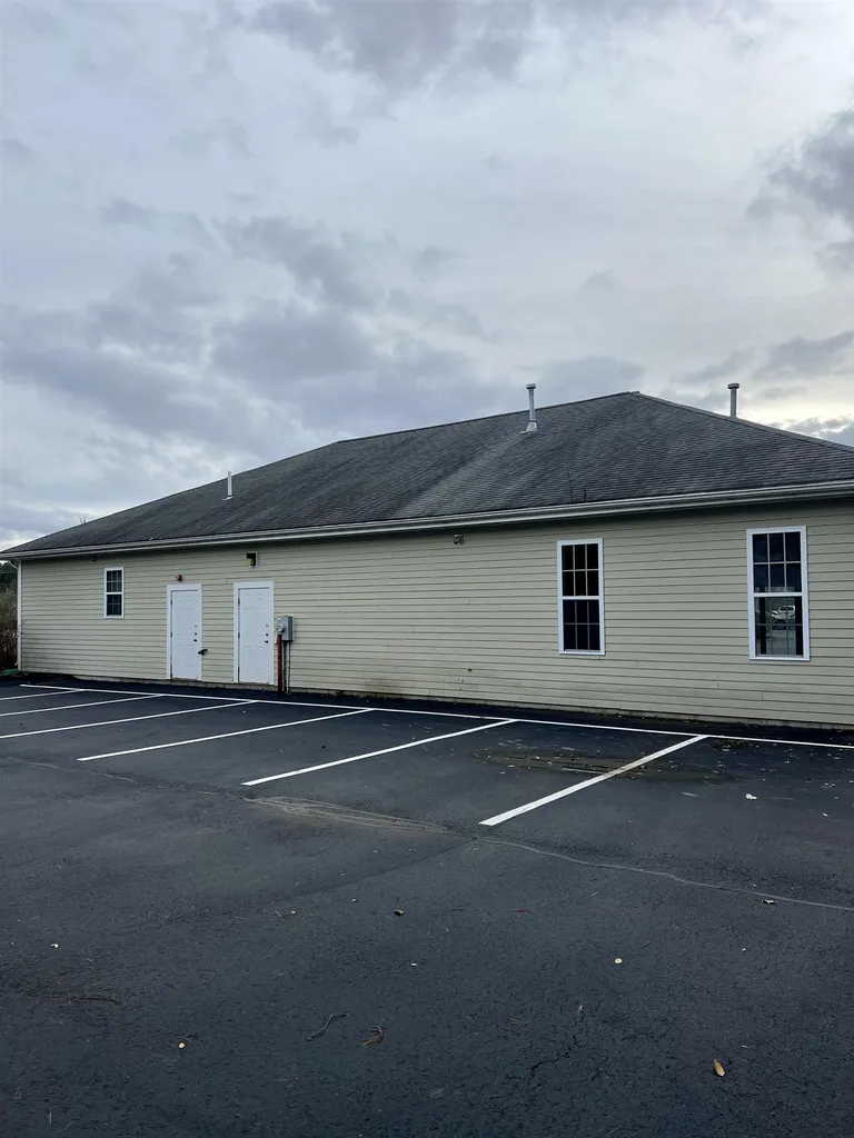 10 Market Place Drive York ME 03909-1680